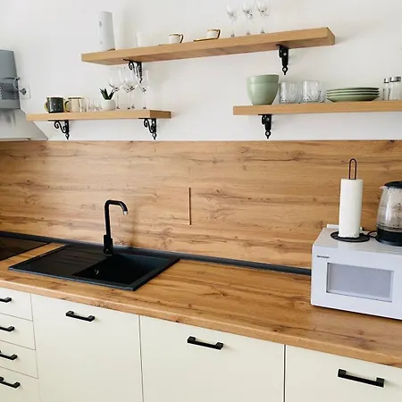 Apartment D&b