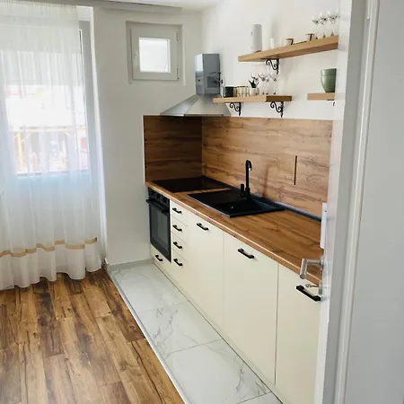 Apartment D&b *